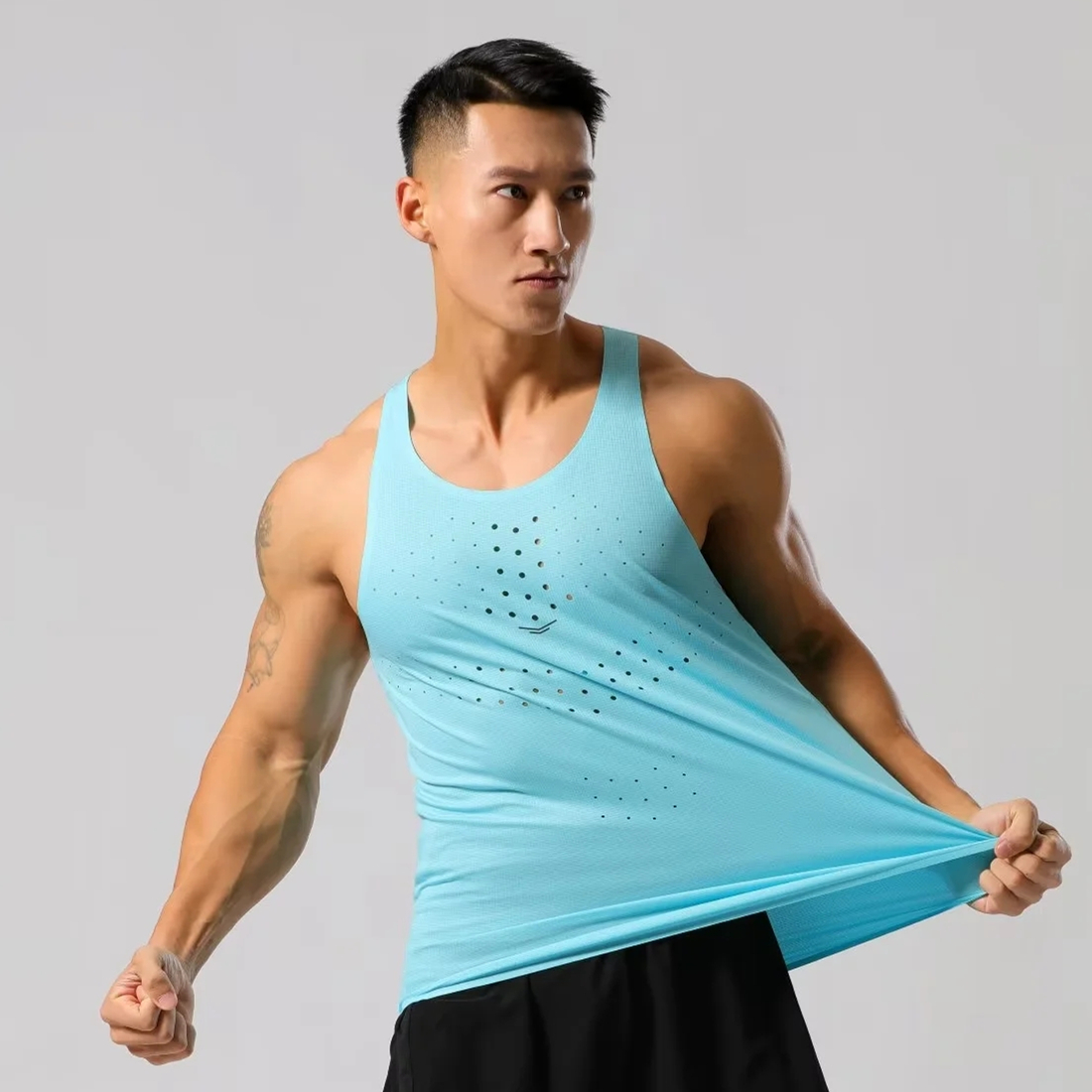 Sleeveless Undershirt - قمصان رجالية خفيفة الوزن للجري بدون